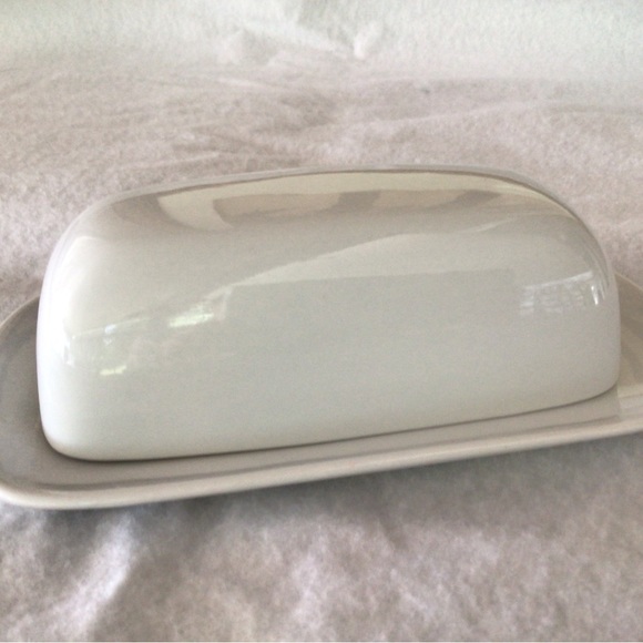 Pottery Barn Dining Pottery Barn Great White Butter Dish Poshmark